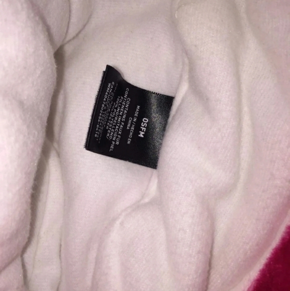 SwissTech Girls Quilted Trapper Hat in Fuschia Burst Color Fully Lined - Picture 5 of 6